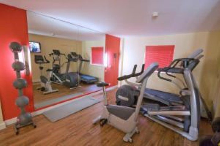 Ramada by Wyndham London North M1