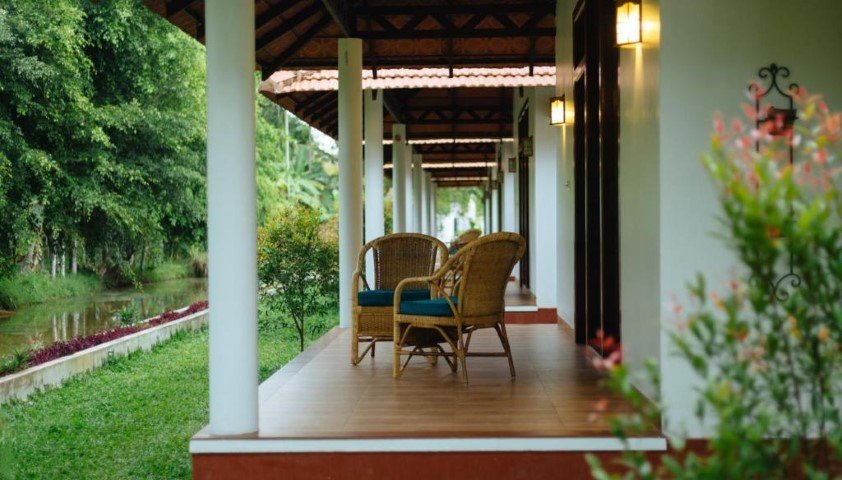 Palmgrove Lake Resort